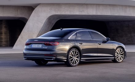 Audi A8