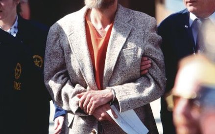 Choć u Kaczynskiego zdiagnozowano schizofrenię, nie zgodził się na linię obrony sugerującą niepoczyt