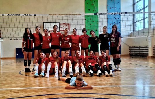 Jednym z przykładów zaangażowania koncernu w rozwój sportowych fascynacji młodego pokolenia jest udz