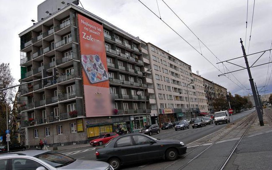 Oddanie powierzchni pod reklamę to nie najem