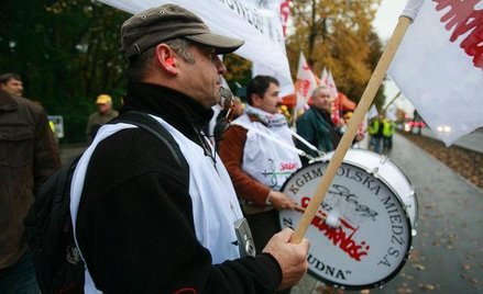 Związkowcy nie dogadali się z zarządem KGHM w sprawie podwyżek. Dzisiaj górnicy i hutnicy pikietowal