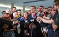 Mateusz Morawiecki i posłowie, którzy opuścili PiS