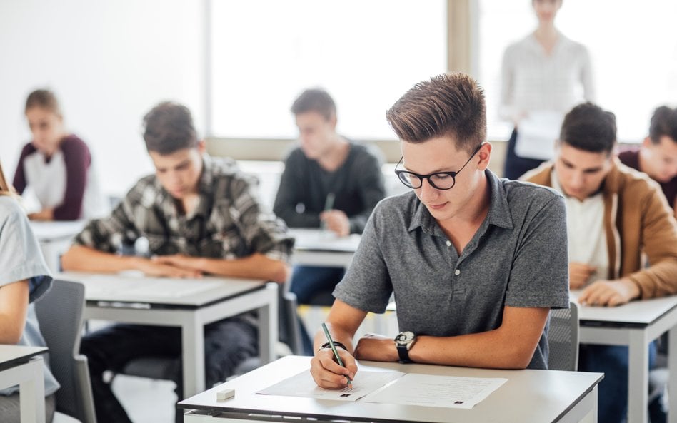 Egzamin ósmoklasisty z języka polskiego odbędzie się 11 maja