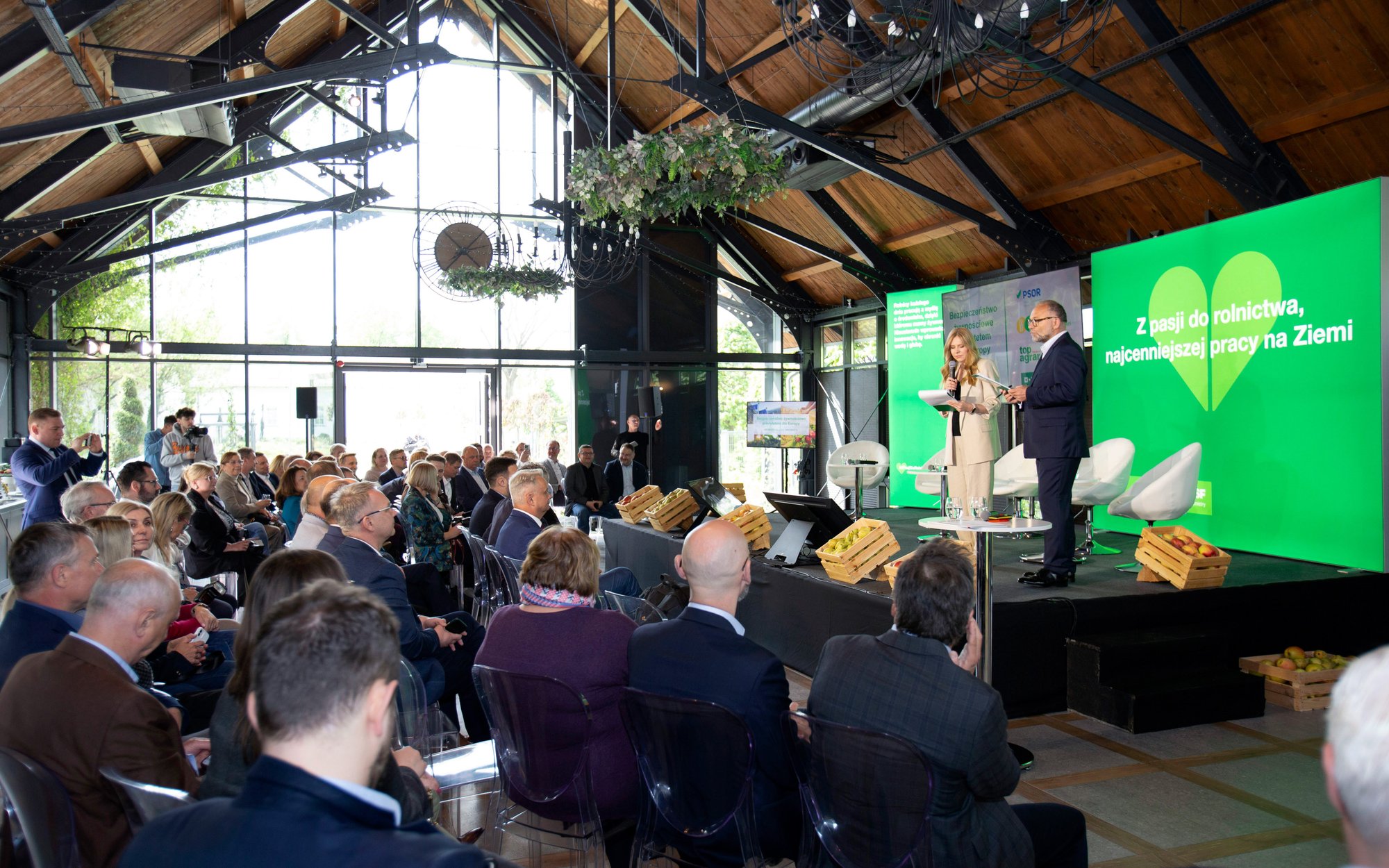 Kluczowe filary rolnictwa: kooperacja i komunikacja