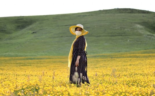 "wakacje w maseczce – polacy spędzają wakacje 2020 w polsce"