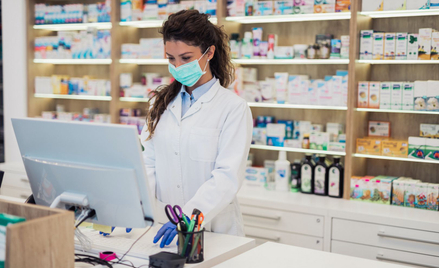 Farmaceuta: W czasie pandemii aptekarz jak lekarz