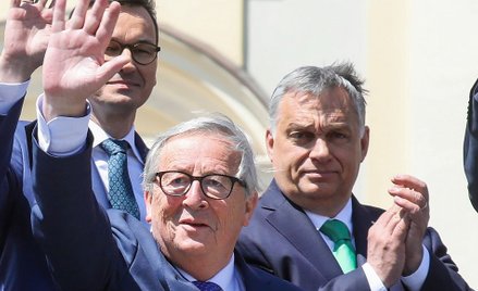 Rumuński Sybin, 9 maja, przed rozpoczęciem szczytu Unii Europejskiej Szef Komisji Europejskiej Jean-