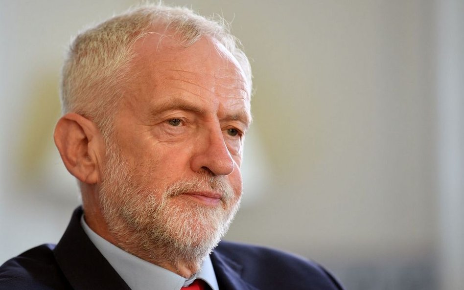 Corbyn chce wyborów albo referendum. "Będą nas usuwać siłą"