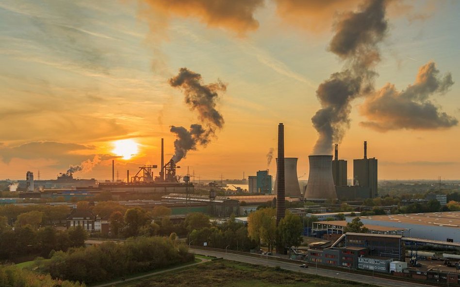 Czeka nas rekordowy spadek emisji CO2. "Nie zatrzyma zmian klimatu"