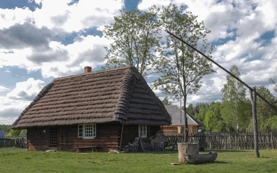 W Muzeum Kultury Ludowej w Kolbuszowej można będzie zobaczyć aparat wielkoformatowy „Reisekamera”