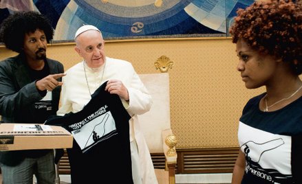 Czy Franciszek tak mocno akcentuje sprawy uchodźców, bo sam jest dzieckiem emigrantów? Na zdjęciu: s