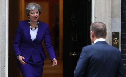 Londyn karmi się iluzjami o Brexicie