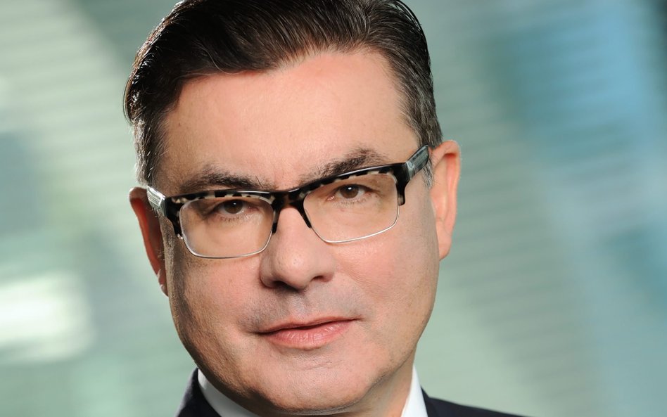 Cezary Kozanecki, prezes Synektika