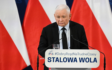 Prezes PiS Jarosław Kaczyński podczas spotkania w Stalowej Woli