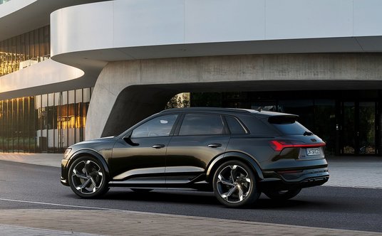 Audi SQ8 e-tron