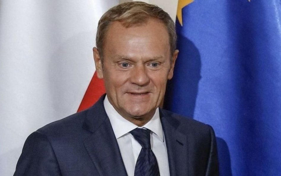 Tusk: Rząd powinien natychmiast podjąć decyzje. Także te niepopularne