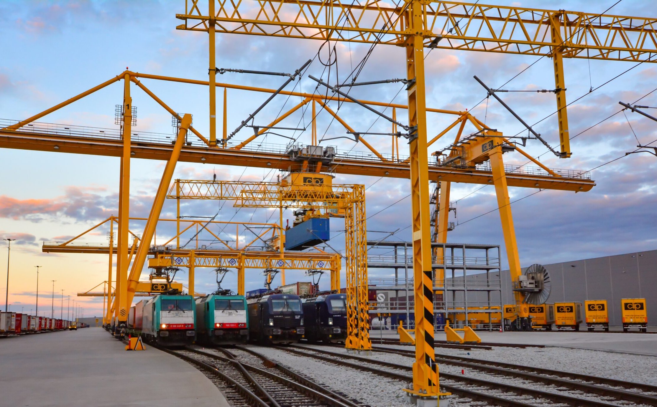 Grupa Clip inwestuje w nowy terminal