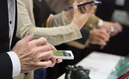 Mobilnych witryn na GPW jest zbyt mało