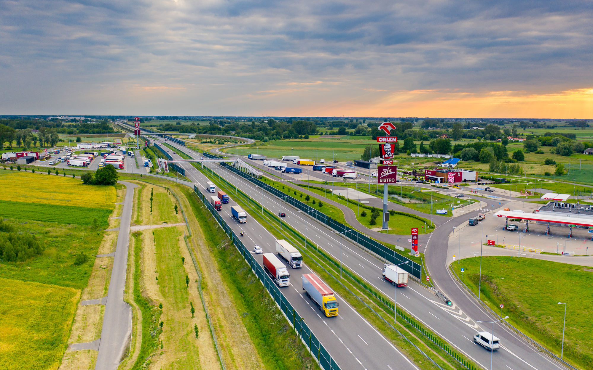 Longest truck sales decline on record