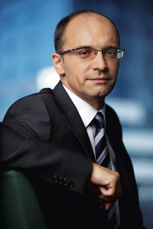 Łukasz Tarnawa główny ekonomista Banku Ochrony Środowiska. Łukasz Tarnawa, który regularnie zajmuje 