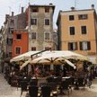 Rovinj w aktualnej edycji przewodnika kulinarnego Michelin ma 4 gwiazdki. Żadne inne miasto w Chorwa