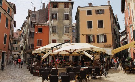 Rovinj w aktualnej edycji przewodnika kulinarnego Michelin ma 4 gwiazdki. Żadne inne miasto w Chorwa