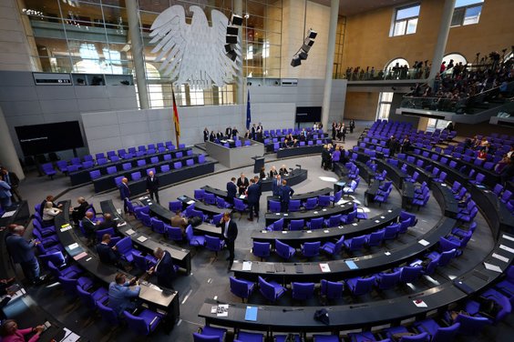 Sala Bundestagu po ogłoszeniu informacji, że Friedrich Merz nie został wybrany kanclerzem Niemiec