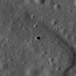 Tajemniczy szyb na Księżycu może skrywać gigantyczną jaskinię. NASA wyśle tam specjalną misję