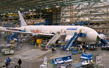 Boeing: nie będzie zwiekszenia produkcji Dreamliner i może mniejsza B777