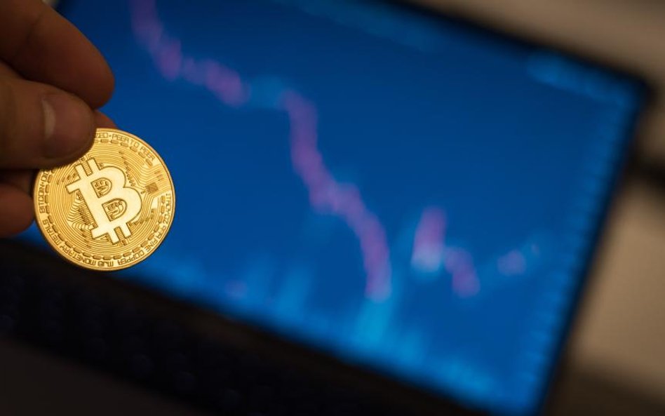 Bitcoin nie wytrzymał. Kurs najniżej od maja 2019 roku