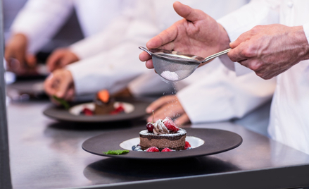 Menu deserowe to złożona i wielowymiarowa kompozycja wszystkich pięciu smaków, a więc kwaśnego, słon