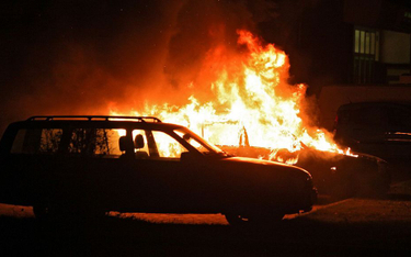 Chojnice: Mołdawianin wracał z imprezy, podpalił 5 samochodów