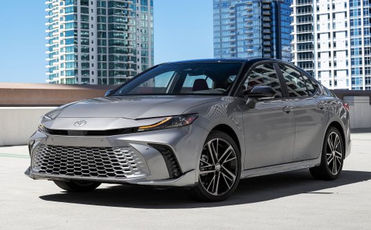 Miejsce 6. Toyota Camry - sprzedaż w USA w 2024 roku - 309,875 egz.