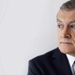 Wychodzę zza kulis, staję obok lidera