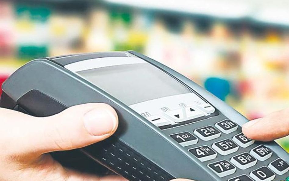Bank może zobowiązać się do zwrotu klientowi określonych kwot w gotówce lub w formie bezgotówkowej w