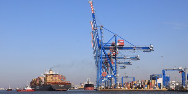 Rinat Achmetow kupił amerykański gaz dla Ukrainy. Dostarczy go Litwa