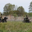 Straż graniczna przy granicy z Białorusią w miejscowości Ozierany Wielkie