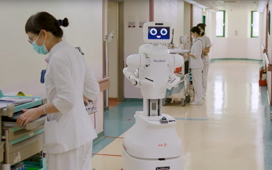 Nadzieją dla służby zdrowia może być Nurabot — autonomiczny, sterowany sztuczną inteligencją robot p