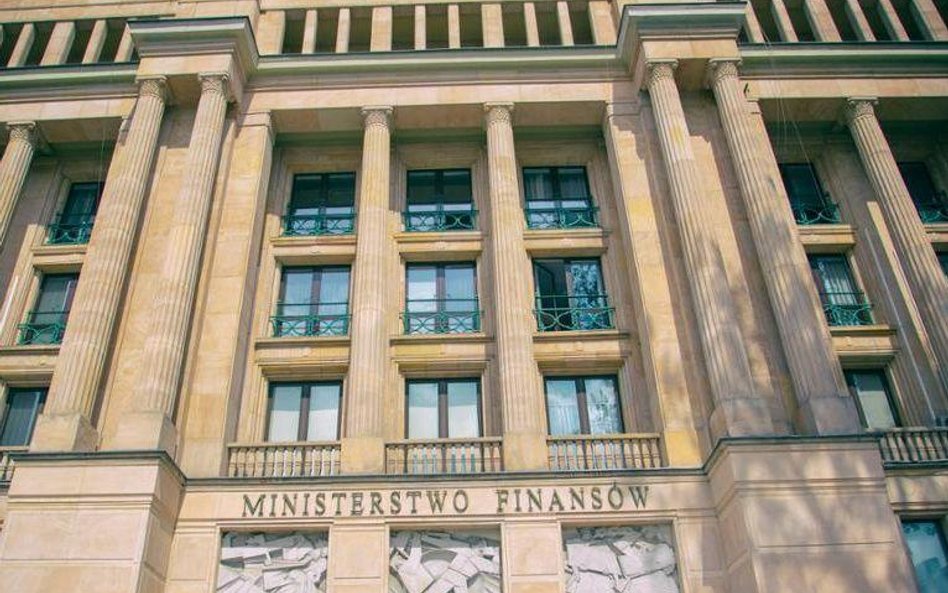 Kolejna dymisja w resorcie finansów