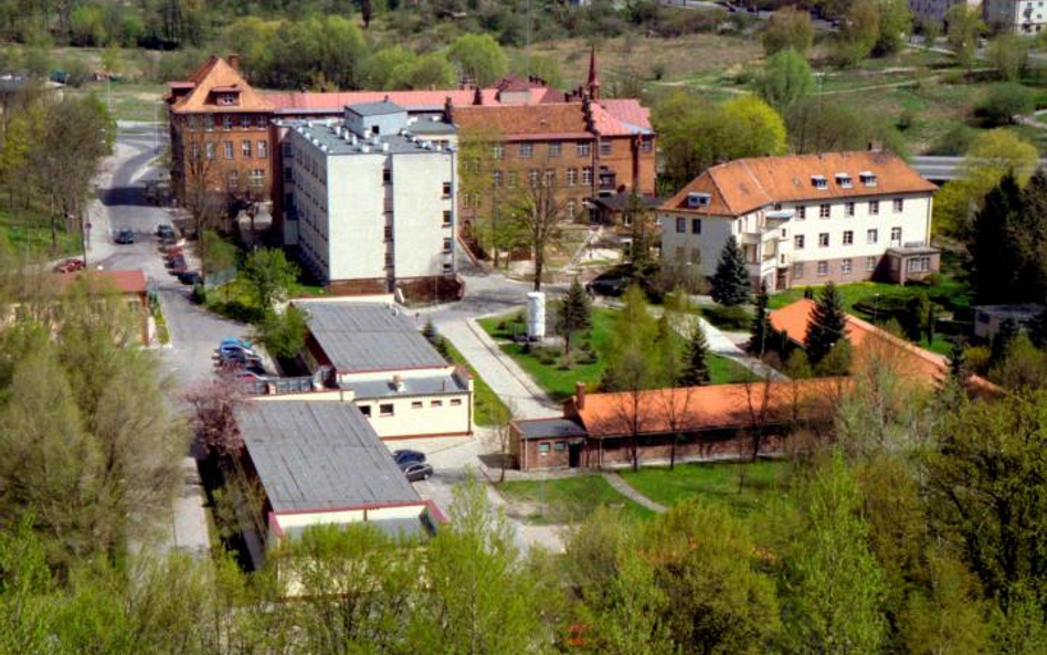 Pieniądze trafią nie tylko do największych szpitali i przychodni, ale też do prywatnych gabinetów i 