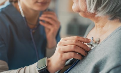 Badanie hiszpańskich naukowców ujawniło odmienną dynamikę starzenia się u kobiet i mężczyzn