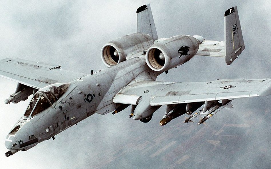 Amerykański samolot wsparcia A-10 Thunderbolt II