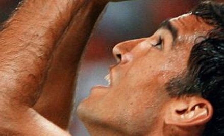 Roger zadedykował gola zmarłemu ojcu