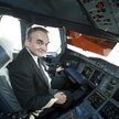 Waldemar Pawlak, minister gospodarki za sterami Airbusa A 380 superjumbo
