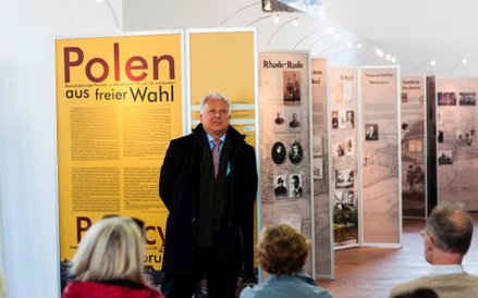 Fundacja Współpracy Polsko Niemieckiej (jeden z organizatorów wystawy) - prof. Krzysztof Miszczak