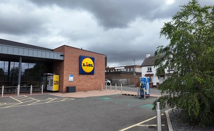 Od października bony kaucyjne wydawane w sklepach Lidl będą ważne przez 100 dni
