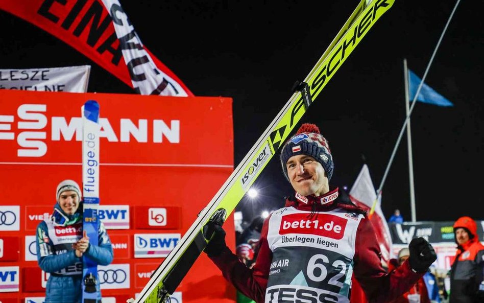 Wirus kończy PŚ: Wygrali Stefan Kraft i Kamil Stoch