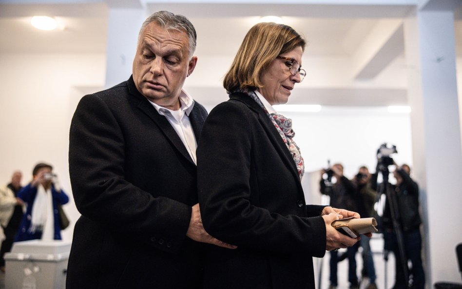 Viktor Orban z żoną Aniko Levai