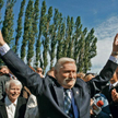 PO, broniąc Wałęsy, tworzy wrażenie, że ma po swojej stronie wielki ruch, którego jest on symbolem –