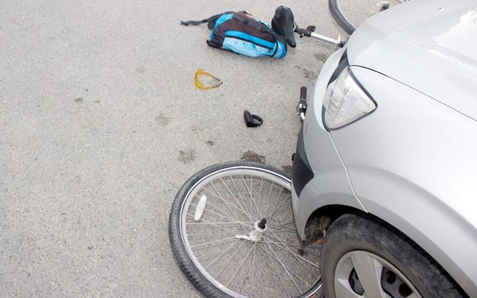 Przyczyniając się do wypadku ryzykujemy, że towarzystwo nie wypłaci pełnego odszkodowania